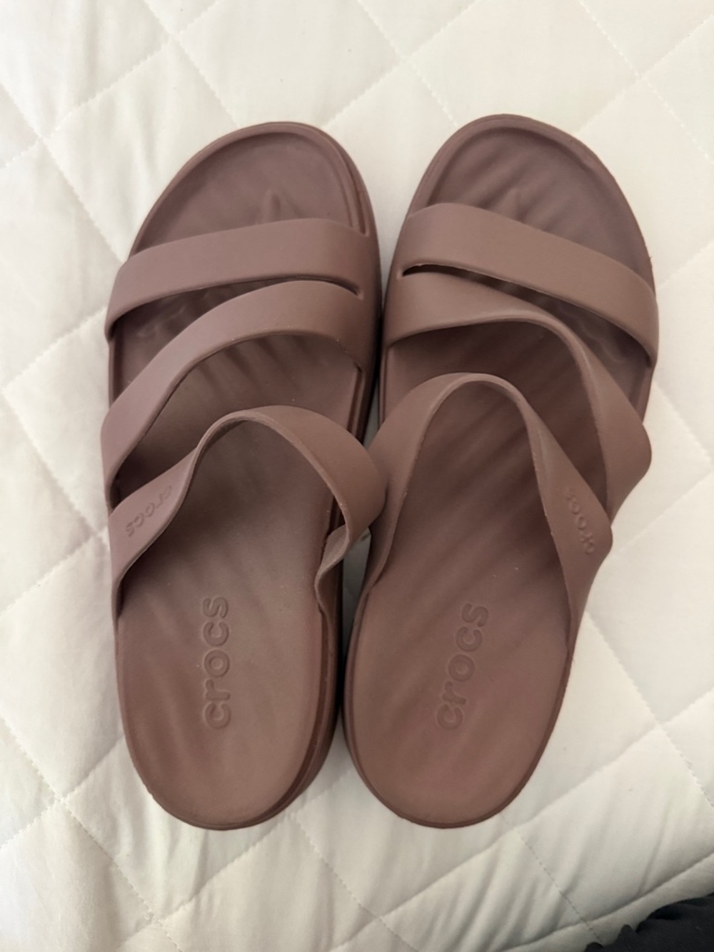 CROCS Women's Sandals 🤎